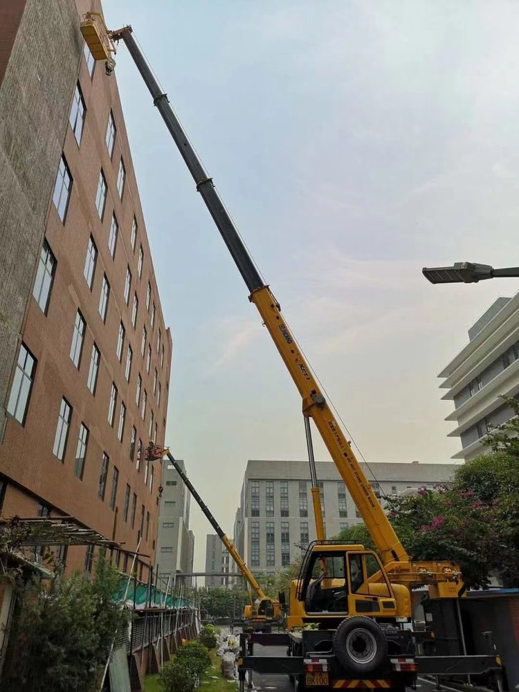 梁山汽车吊出租哪家好，选择最靠谱的服务商指南