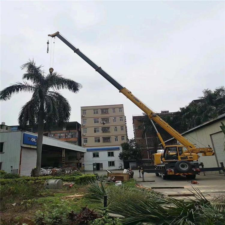 梁山12吨吊车出租一天的收费标准是什么