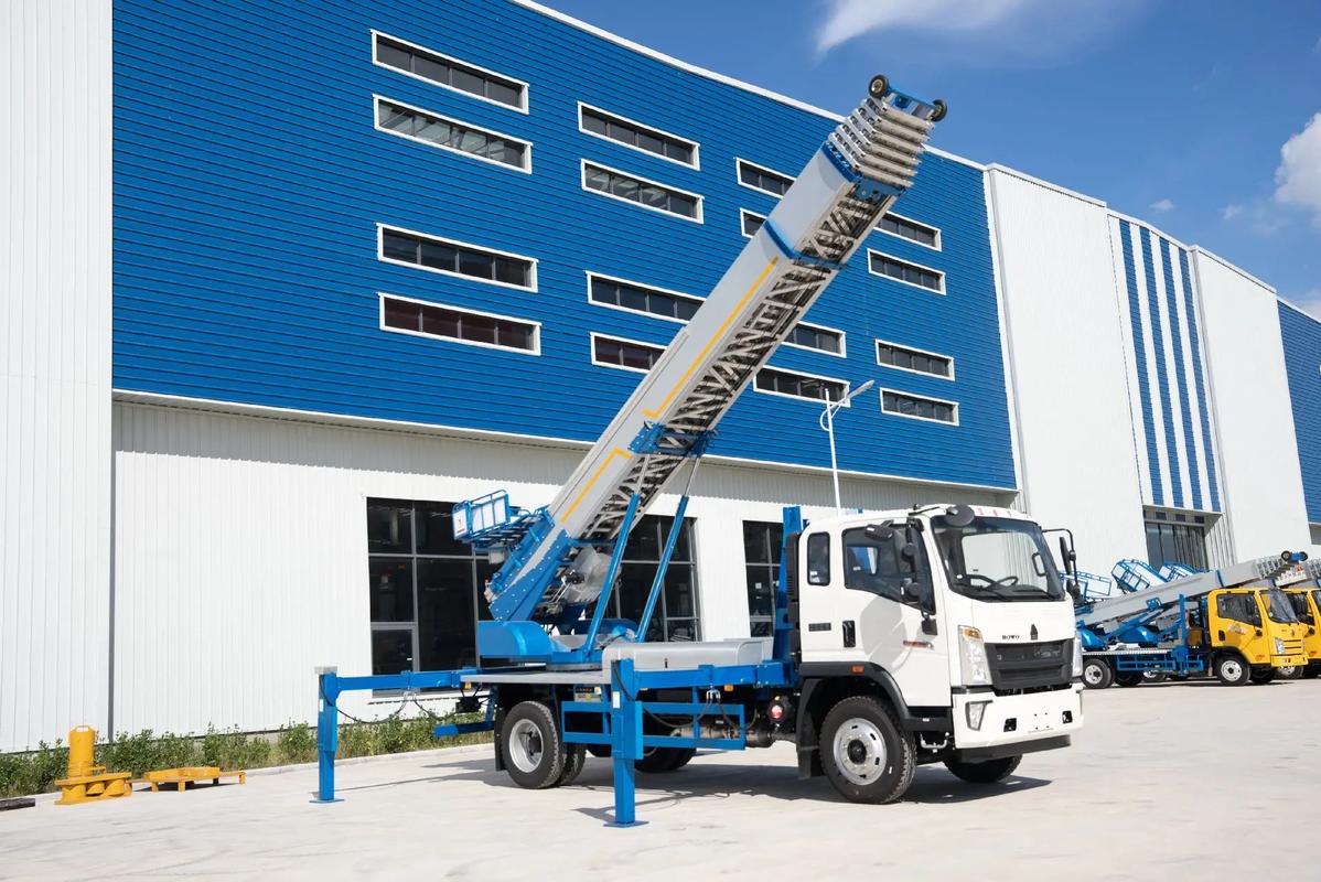 梁山小型云梯车上料车租赁多少钱