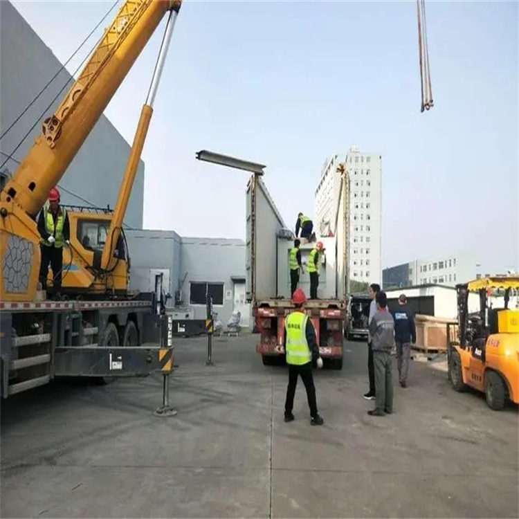 梁山如何找到附近的吊车救援服务